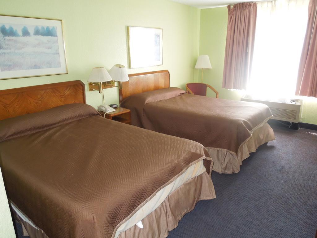 Travelodge - Cincinnati Sharonville Quarto foto