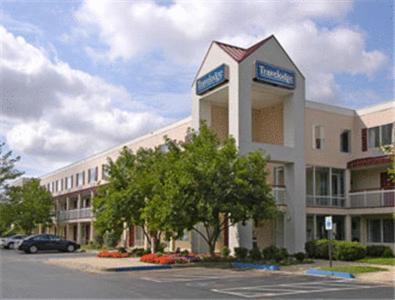 Travelodge - Cincinnati Sharonville Exterior foto